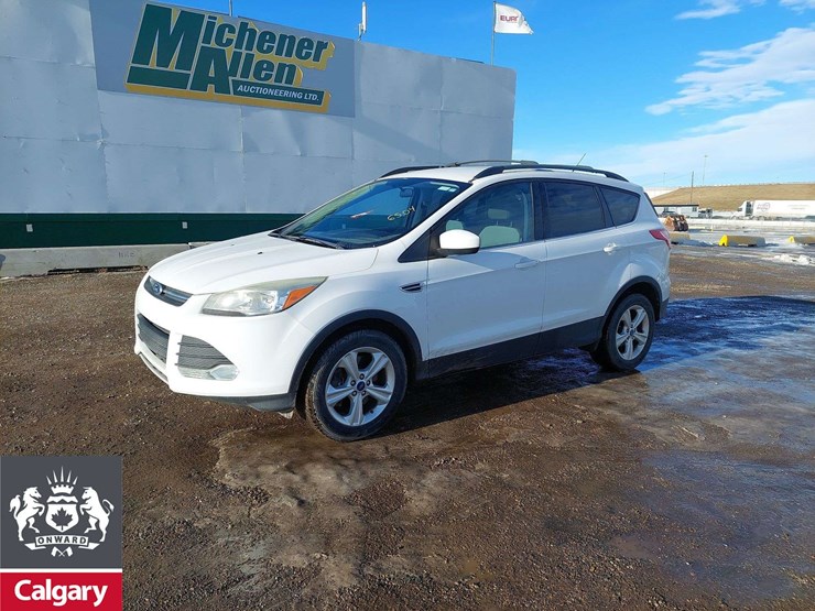 2013-ford-escape-se-image-1