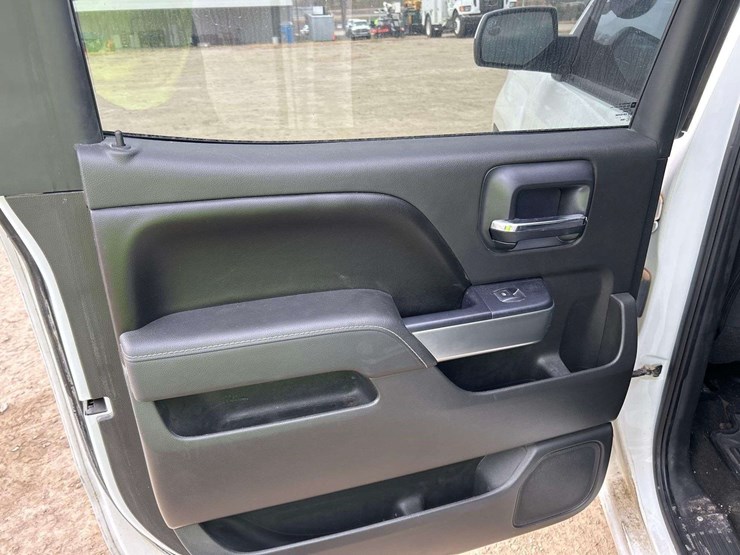 2016-chevrolet-silverado-1500-image-19