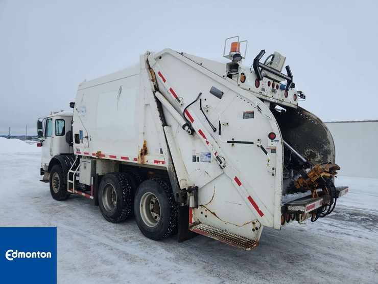 2010-autocar-xpeditor-image-3