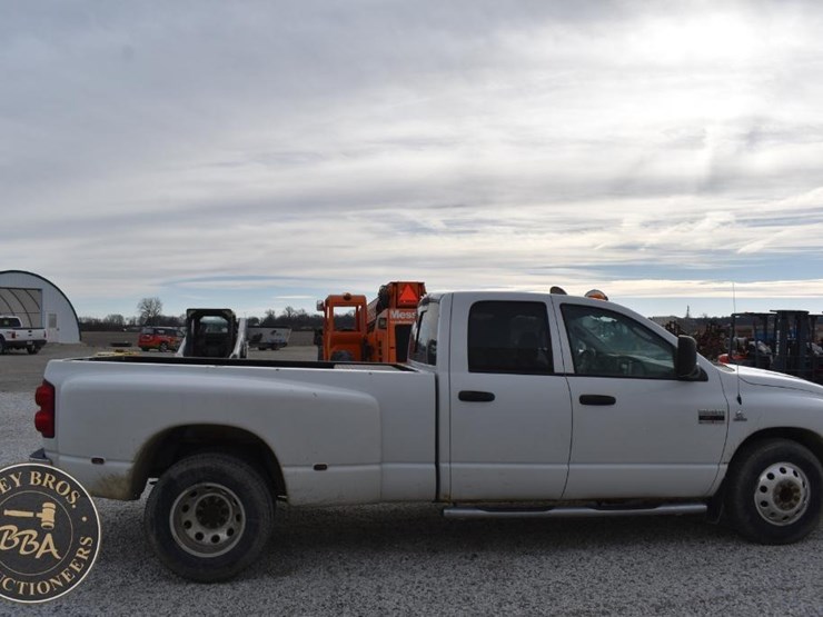 2007-dodge-ram-3500-image-12