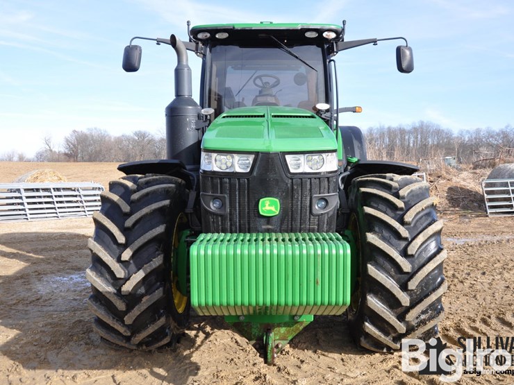 john-deere-8320r-image-2