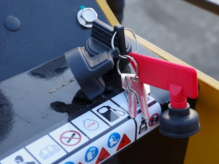 2025-agt-industrial-mx-mrt14-stand-on-mini-skid-steer-loader,-15hp-rato-gasoline-engine,-unused-image-9