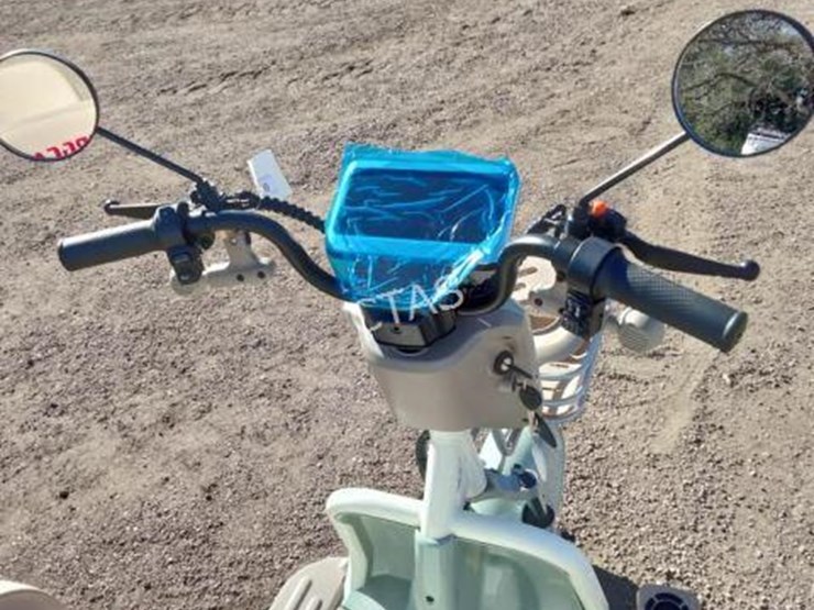 #60-•-mini-2-seater-electric-trike-golf-cart-(irgc40)-image-7