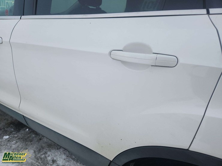 2018-ford-escape-titanium-image-37