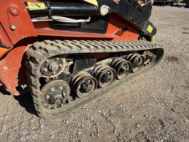 2019-ditch-witch-sk1550-image-8