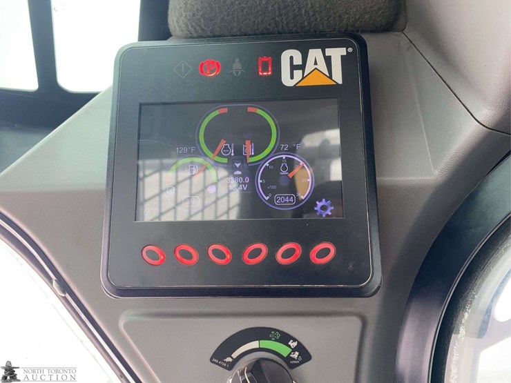 2016-caterpillar-259d-image-15