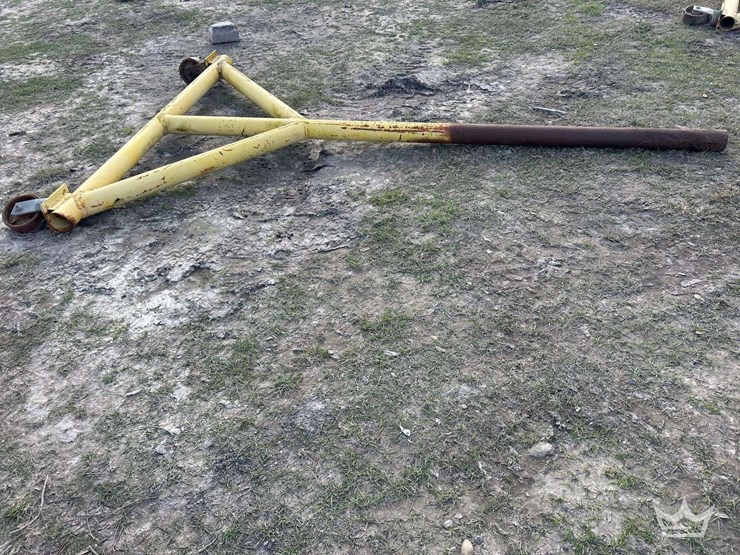 metal-hoist-bracket-image-2