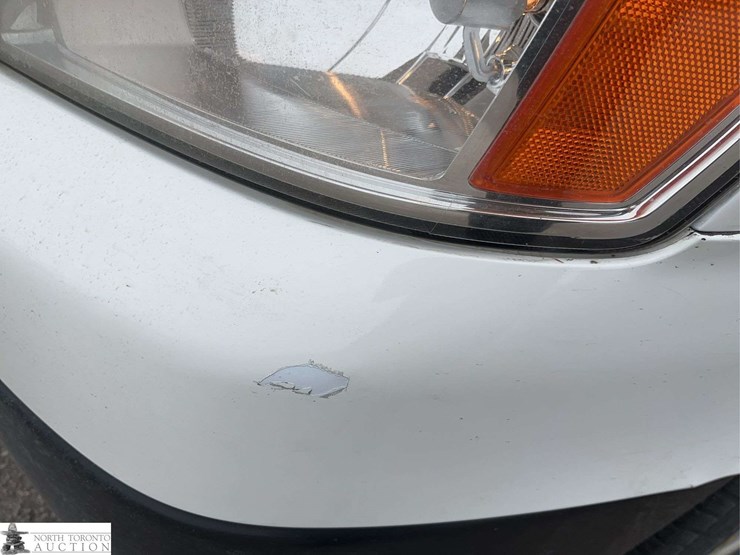 2012-nissan-nv2500hd-image-38