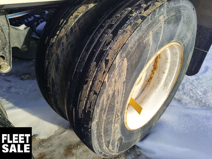 2019-chassis-king-t/a-chassis-trailer-image-15