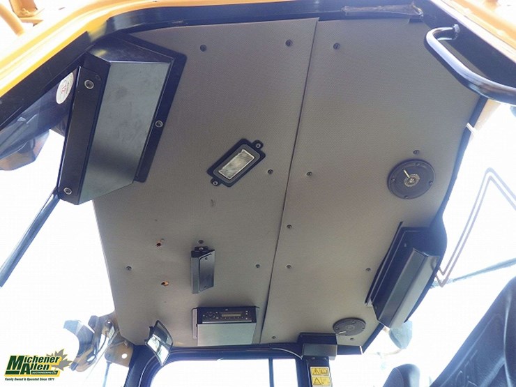 2014-caterpillar-910k-image-32