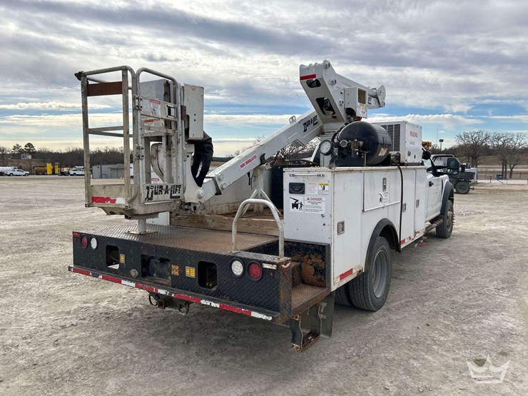 2017-ford-f550-image-3