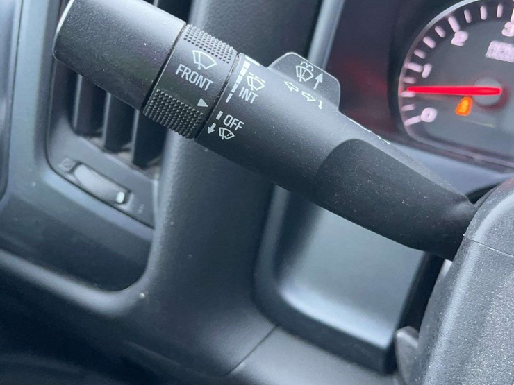 2015-chevrolet-k1500-image-23