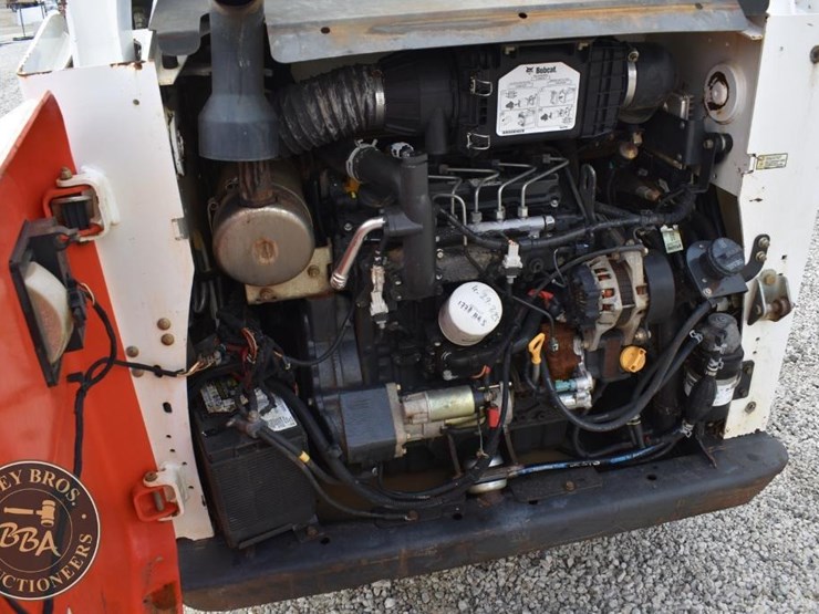 2016-bobcat-t650-image-39