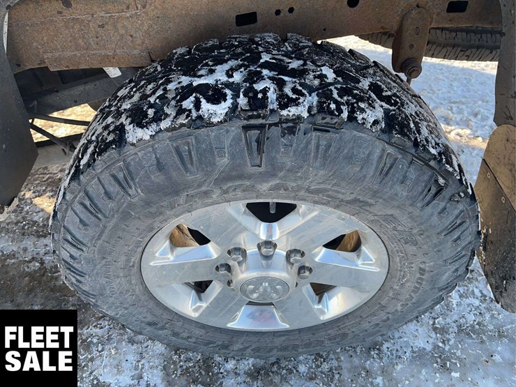 2015-dodge-2500-image-11