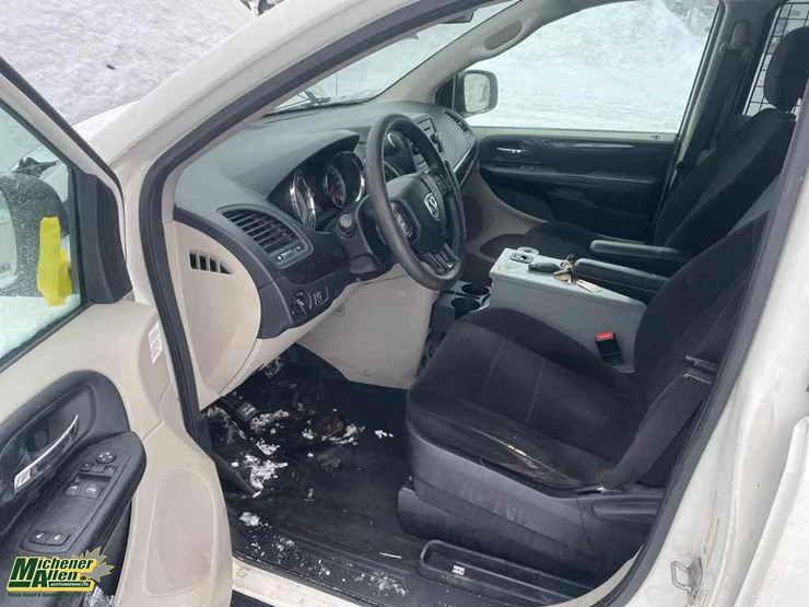 2012-dodge-ram-van-image-40