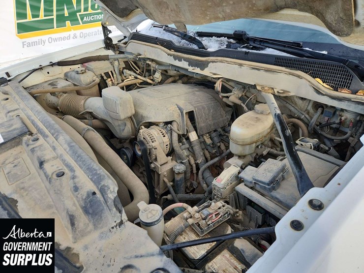 2016-chevrolet-silverado-2500hd-image-29