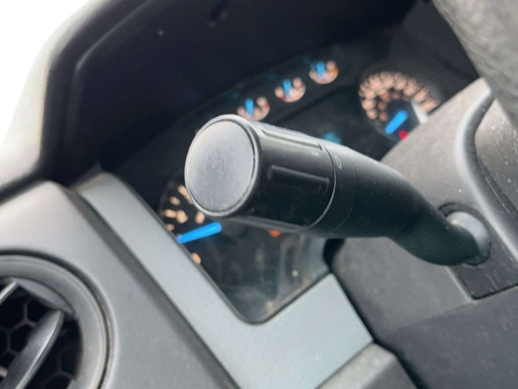 2011-ford-f150-image-22