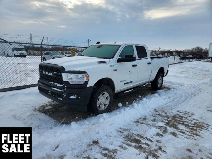 2019-dodge-2500-image-1