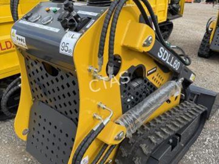 #123-•-mini-skid-loader---gas-(sdll60)-image-5