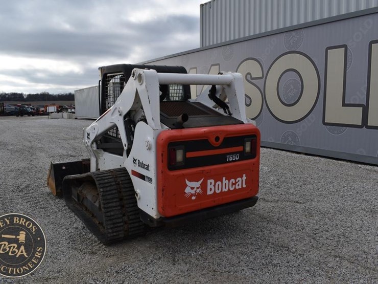2016-bobcat-t650-image-8