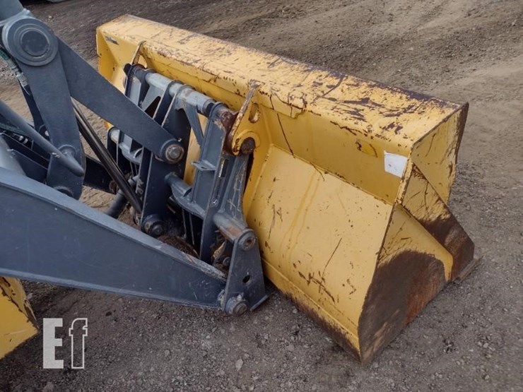 2019-deere-310sl-image-20