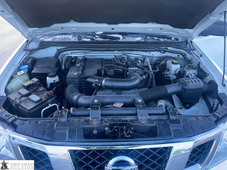 2017-nissan-frontier-image-11