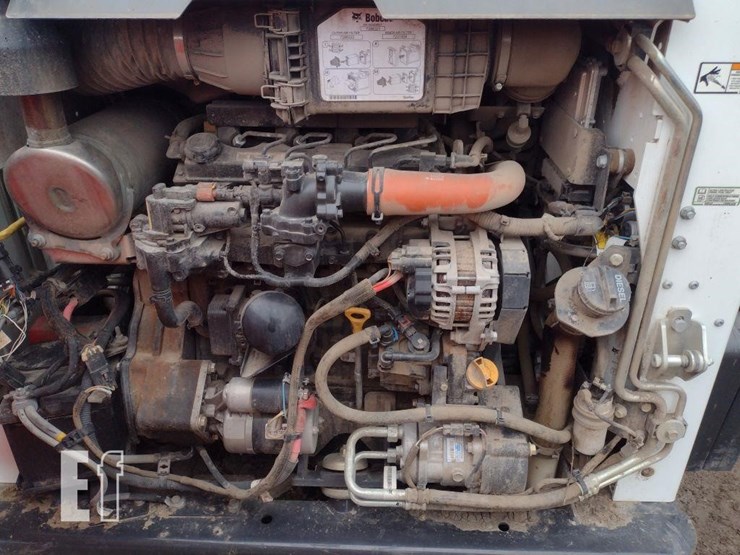 2022-bobcat-t595-image-36