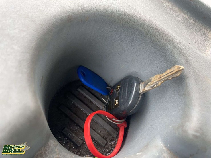 2011-ford-f250-image-16