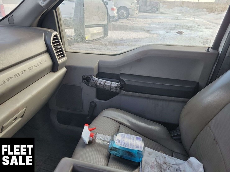 2017-ford-f350-image-19