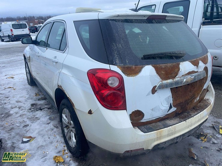 2015-chevrolet-equinox-image-2