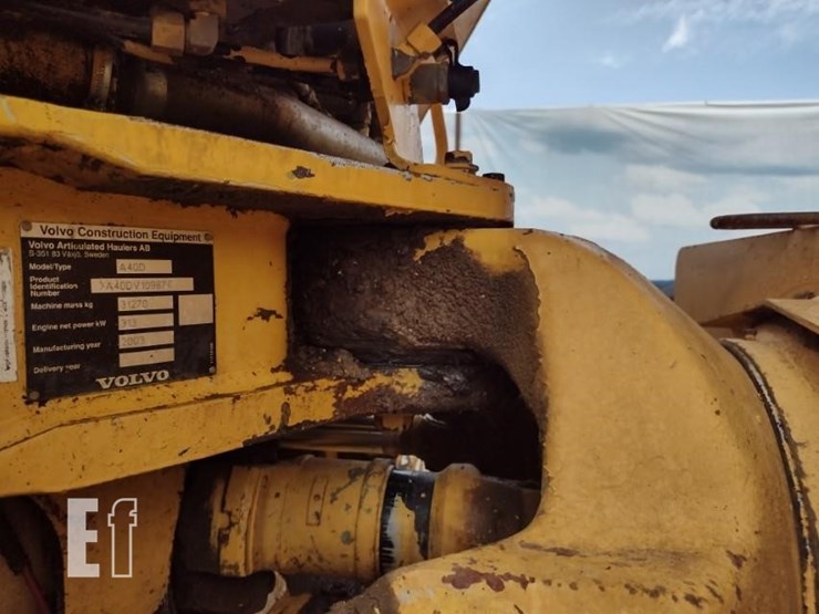 2003-volvo-a40d-image-23