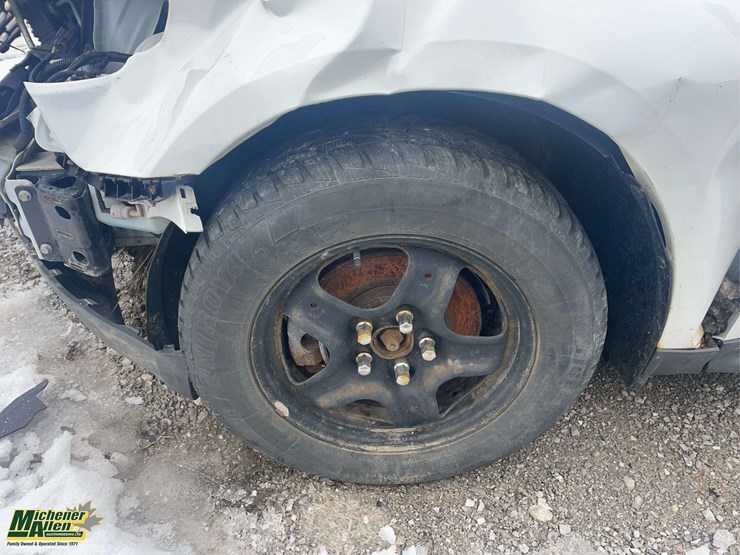 2017-chevrolet-equinox-image-18