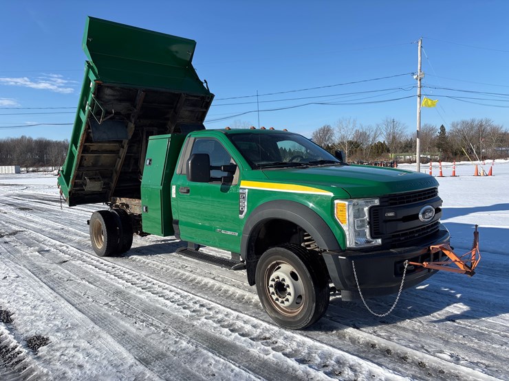 2017-ford-f550-image-2