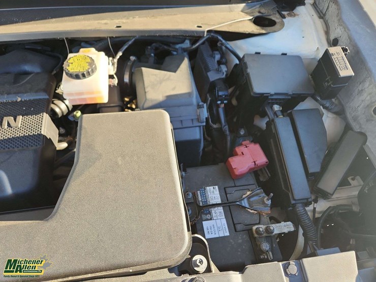 2017-nissan-pathfinder-image-31