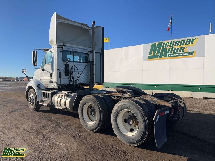 2017-international-prostar-image-3