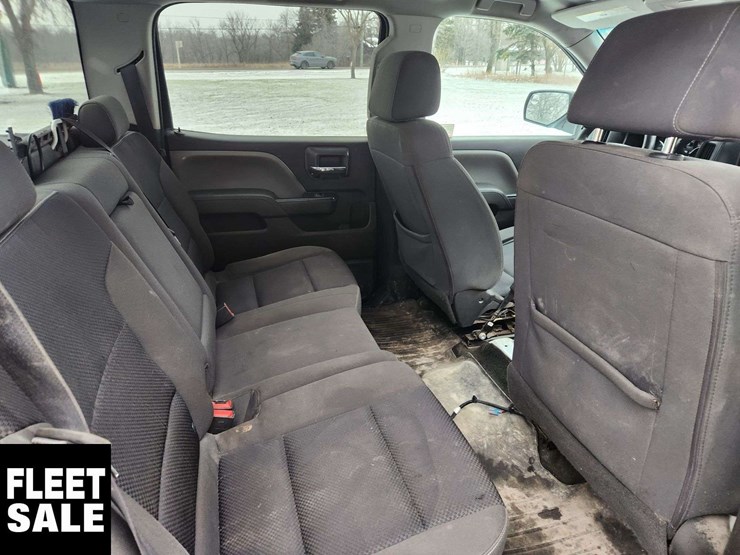 2018-chevrolet-silverado-1500-image-13