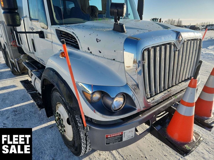 2012-international-workstar-7400-image-36