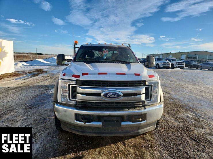 2019-ford-f550-image-19