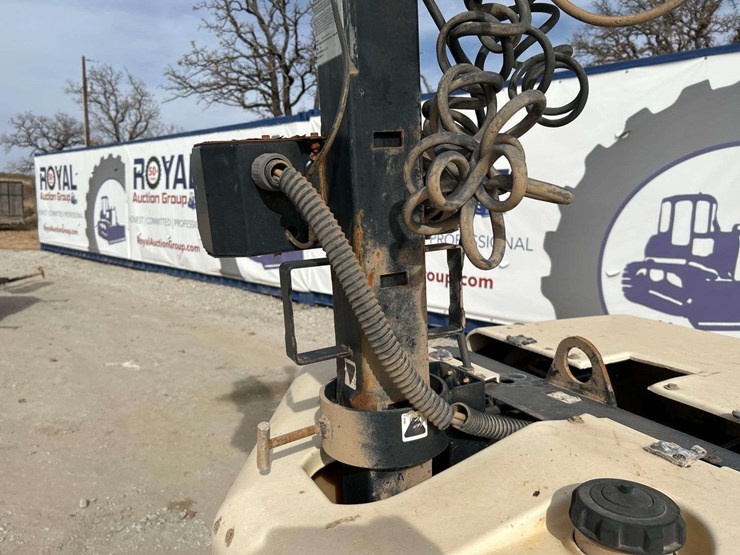 light-tower-image-14