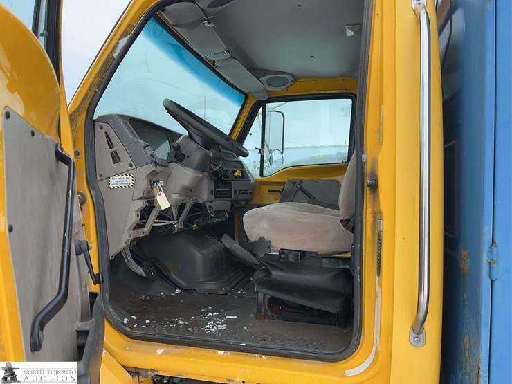 2006-sterling-acterra-image-15