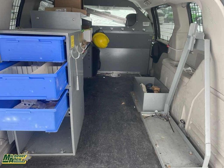 2012-dodge-ram-van-image-23