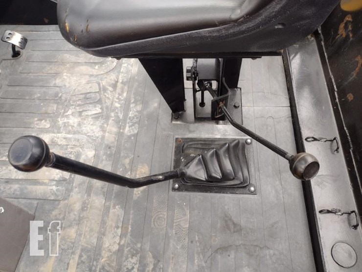 2005-jcb-930-image-9