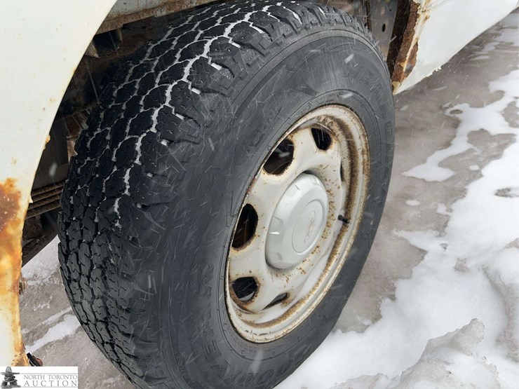 2011-ford-f150-image-9