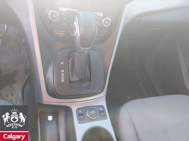 2016-ford-escape-image-21