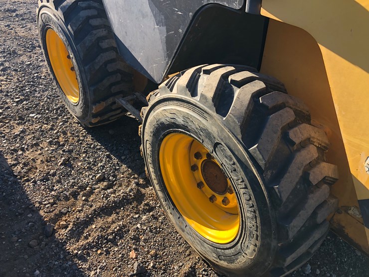 volvo-mc110c-image-5