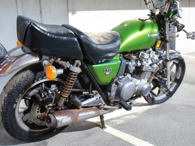 1981-kawasaki-kz750h-ltd-motorcycle-image-3