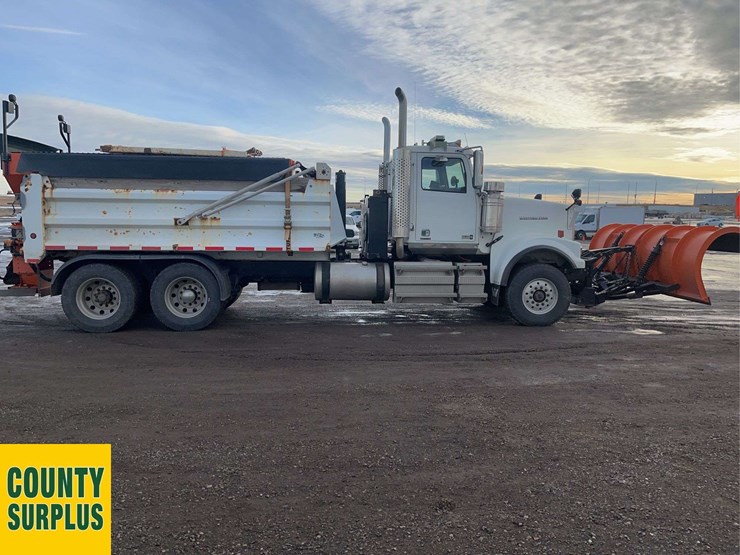 2016-western-star-4900-image-8