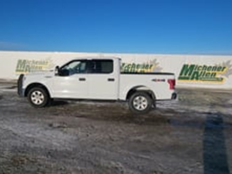 2016-ford-f150-image-5