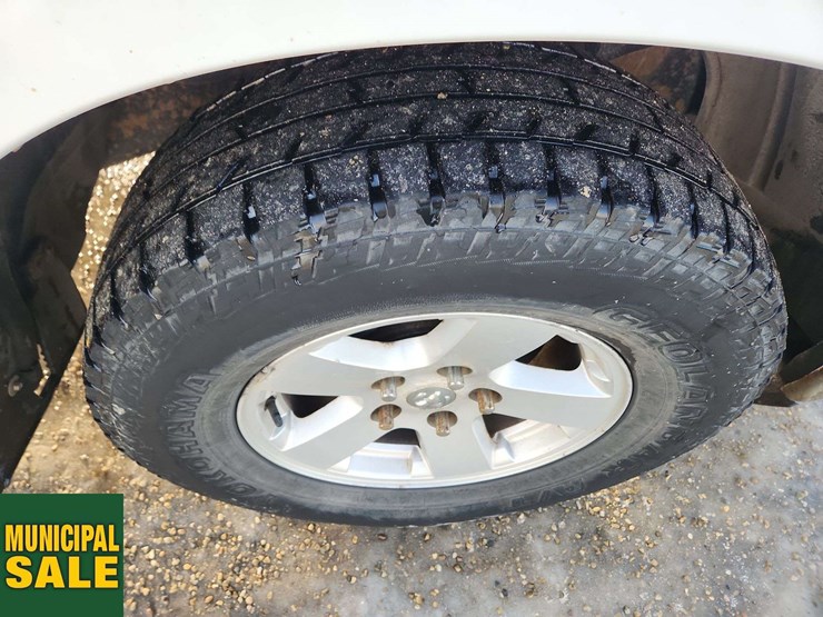 2011-dodge-1500-image-11