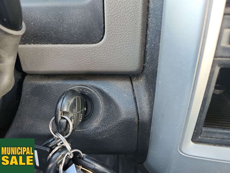 2011-dodge-1500-image-11